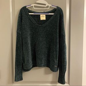 Hollister V-Neck Velvet Green Sweater